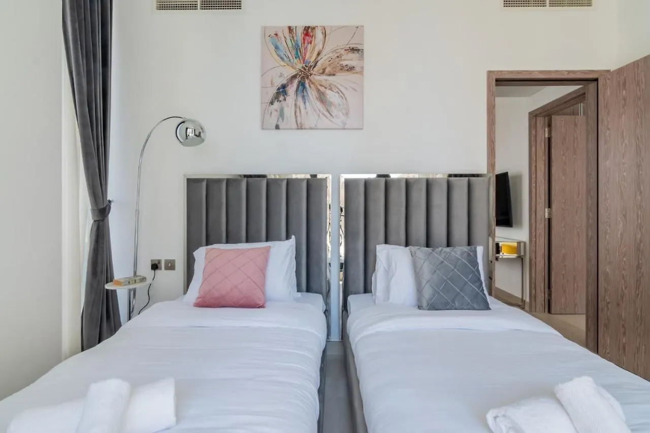 Apartment Vivid 2-Bedroom Marina View Dubai