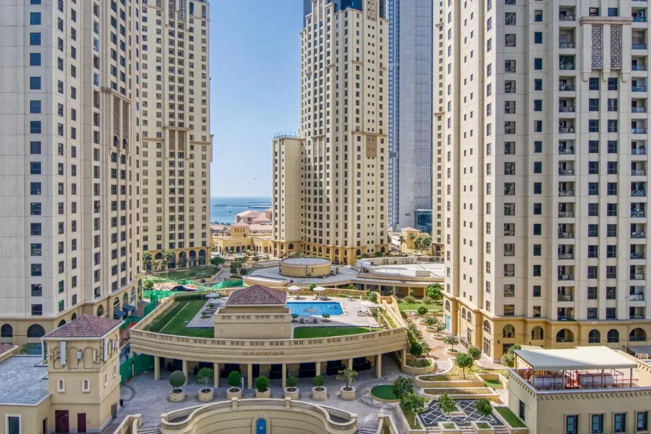 Vivid 2-Bedroom Marina View Dubai Apartment
